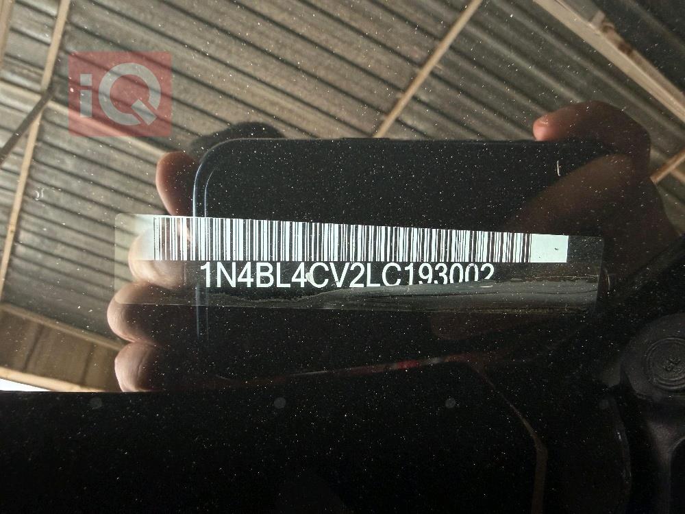 نيسان ألتيما